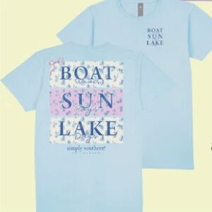 🆕 Simply Southern Comfort Collection Boat Sun Lake Tee - Size S